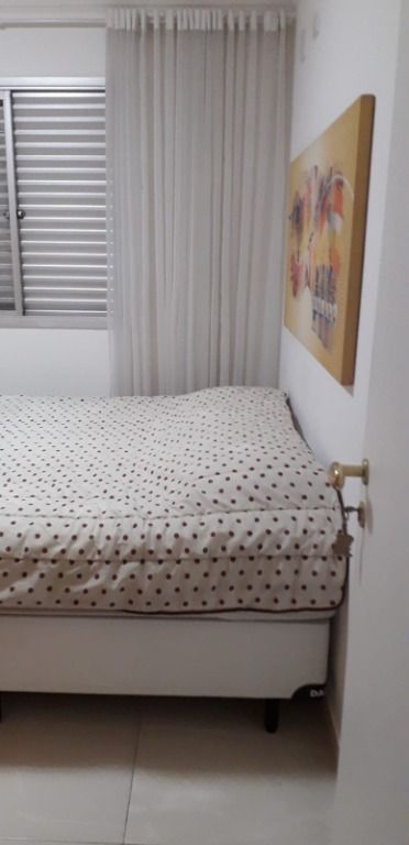 Apartamento à venda com 2 quartos, 60m² - Foto 11