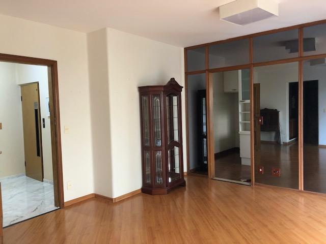 Apartamento à venda com 3 quartos, 112m² - Foto 4