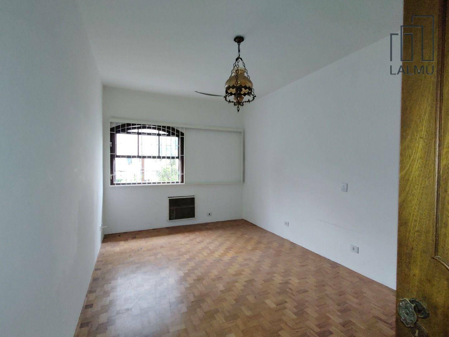 Sobrado para alugar com 3 quartos, 300m² - Foto 43