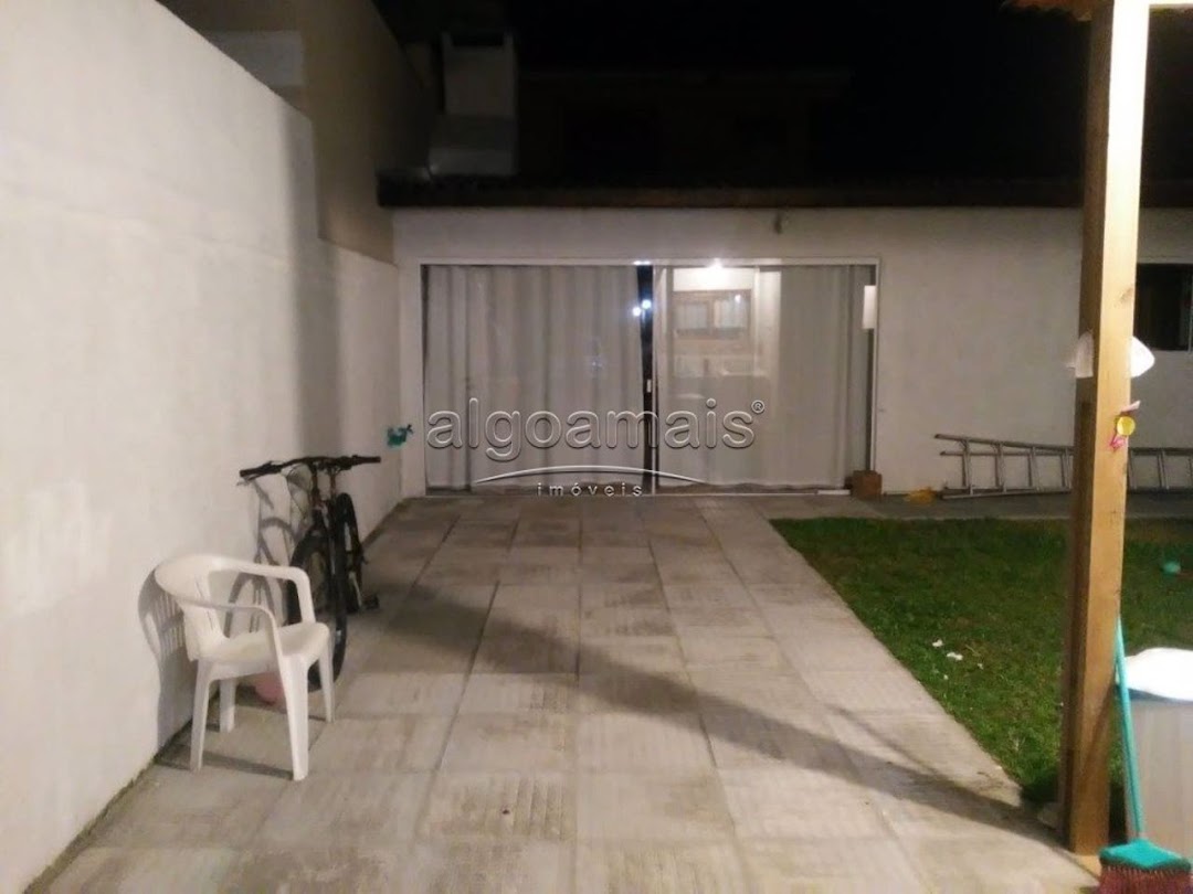 Casa à venda com 2 quartos, 160m² - Foto 8