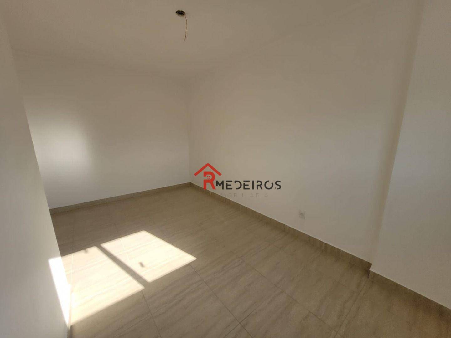 Apartamento à venda com 2 quartos, 74m² - Foto 11