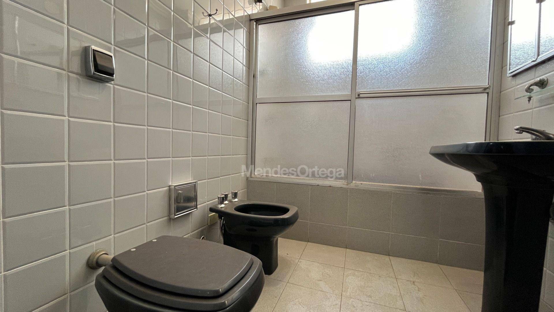 Casa para alugar com 3 quartos, 333m² - Foto 20