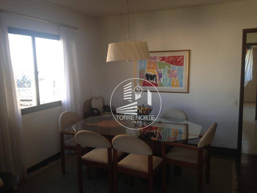 Apartamento à venda com 4 quartos, 194m² - Foto 10