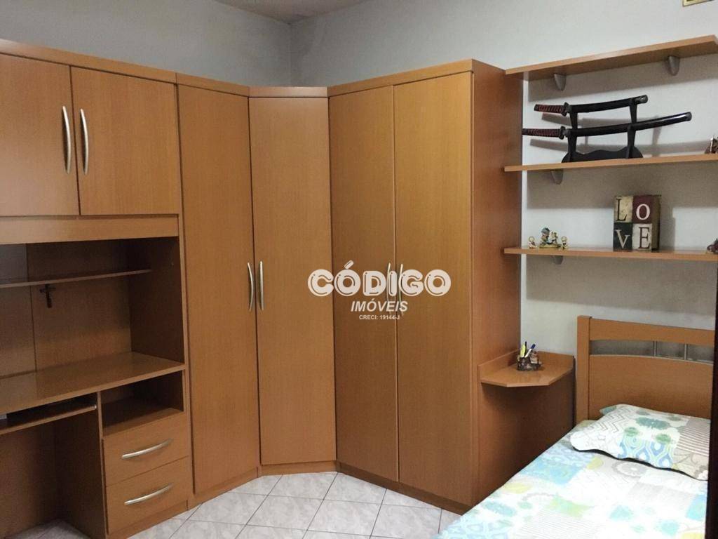 Sobrado à venda com 3 quartos, 420m² - Foto 9