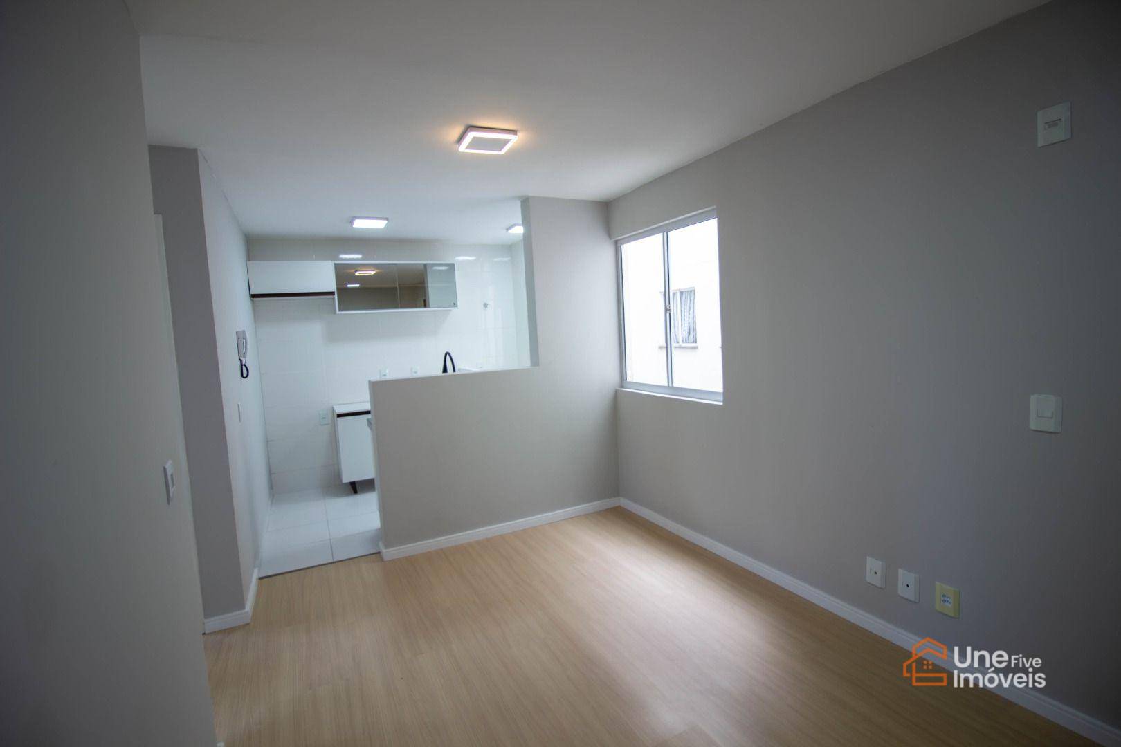 Apartamento à venda com 2 quartos, 40m² - Foto 5