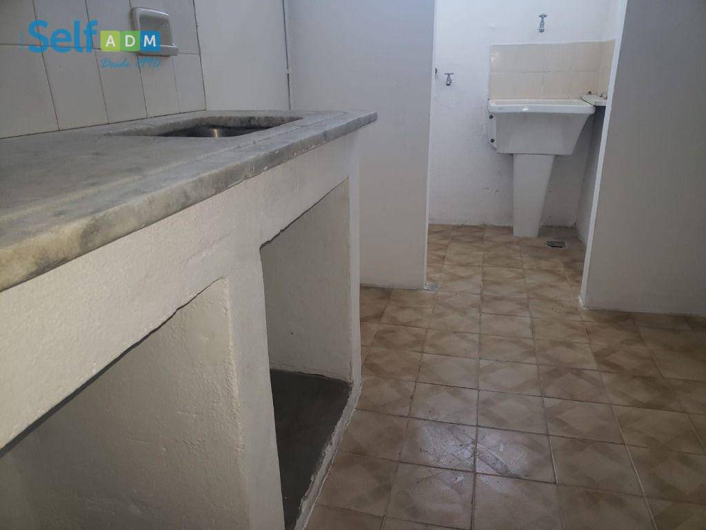 Apartamento para alugar com 2 quartos, 42m² - Foto 8