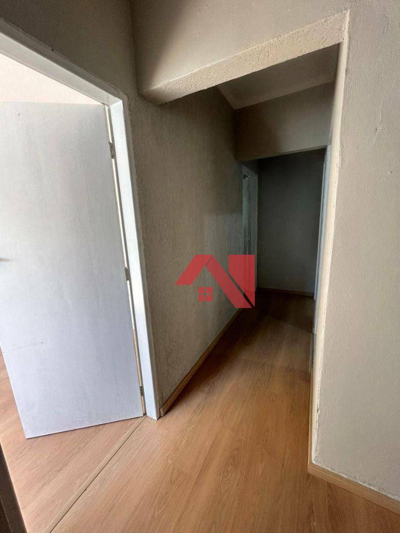 Casa à venda com 2 quartos, 121m² - Foto 4