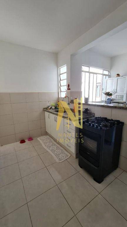 Apartamento à venda com 2 quartos, 65m² - Foto 13