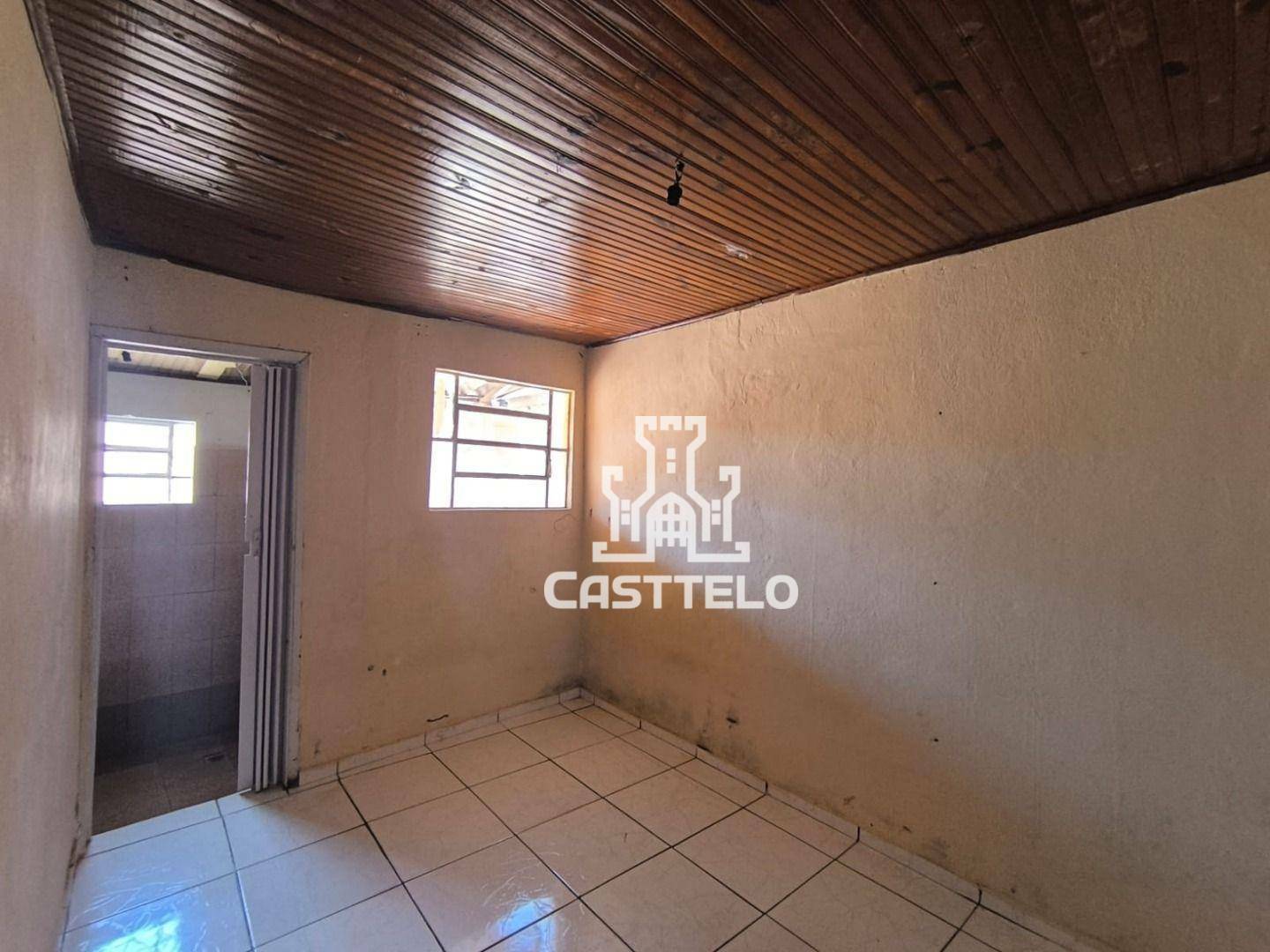 Casa à venda com 6 quartos, 250m² - Foto 21