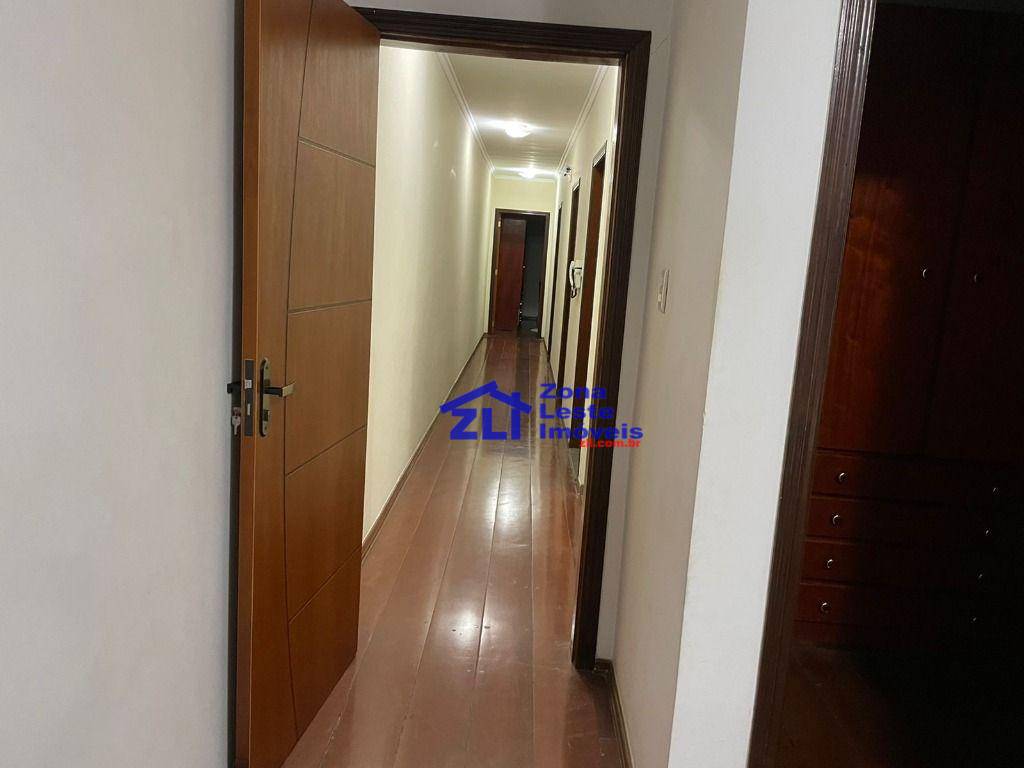 Sobrado à venda com 4 quartos, 411m² - Foto 36