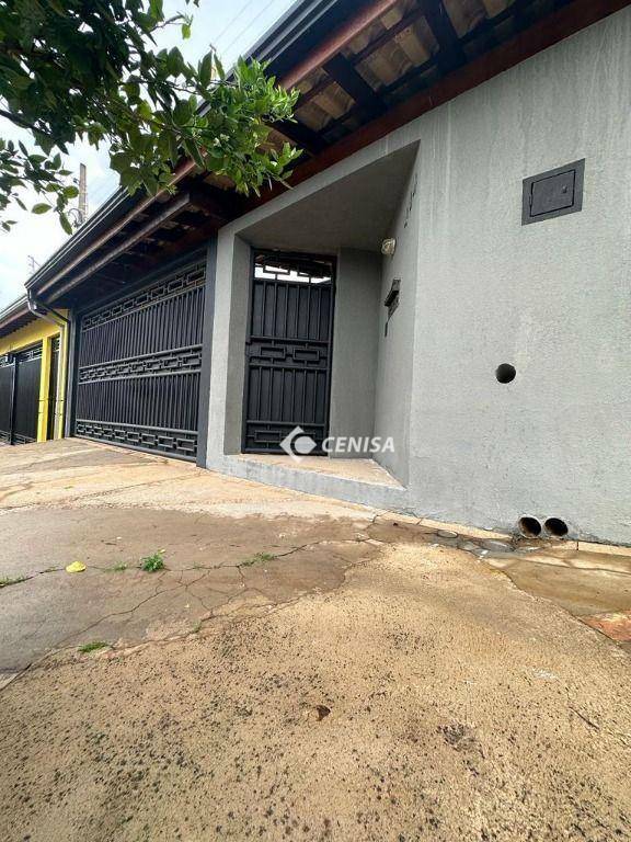 Casa à venda com 3 quartos, 100m² - Foto 1