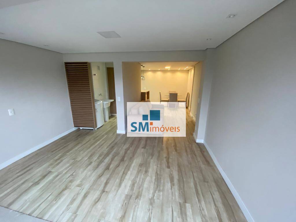 Apartamento para alugar com 2 quartos, 105m² - Foto 2