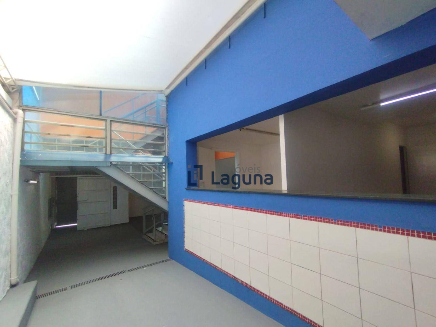 Prédio Inteiro para alugar, 670m² - Foto 1