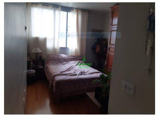 Apartamento à venda com 2 quartos, 85m² - Foto 11