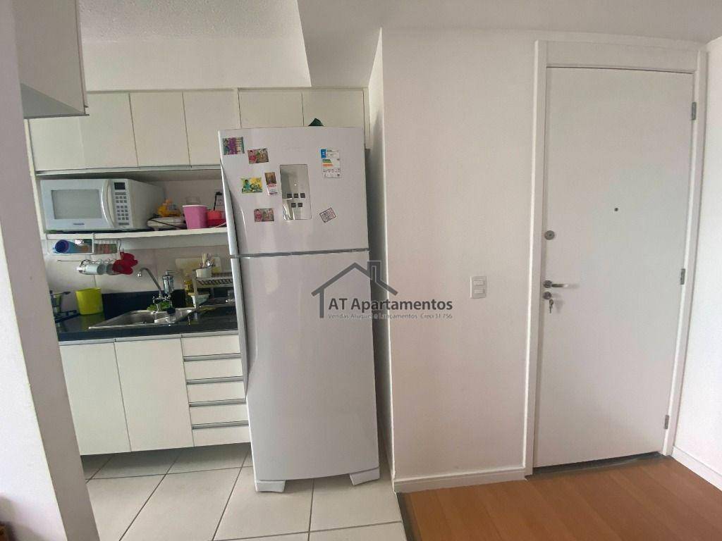 Apartamento à venda com 2 quartos, 44m² - Foto 9