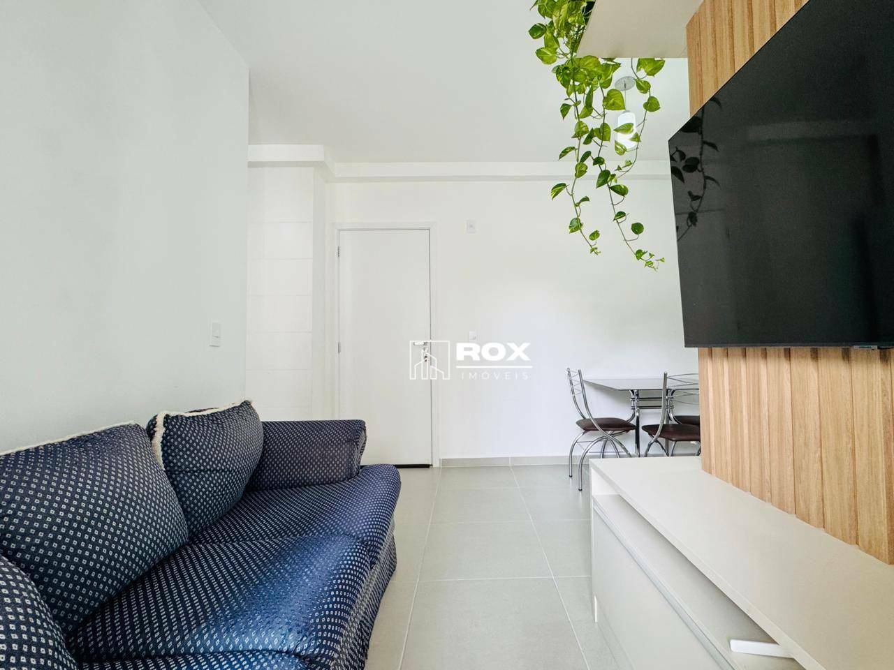Apartamento à venda com 2 quartos, 67m² - Foto 3