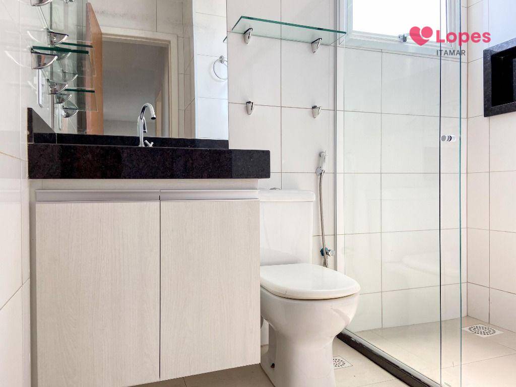 Apartamento para alugar com 3 quartos, 157m² - Foto 11