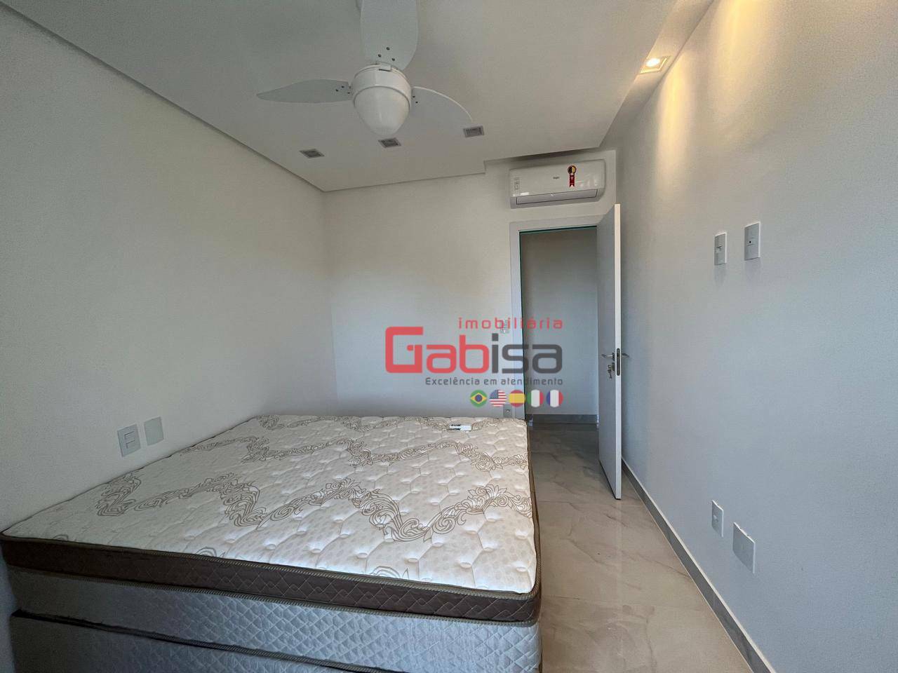 Apartamento para alugar com 4 quartos, 160m² - Foto 10