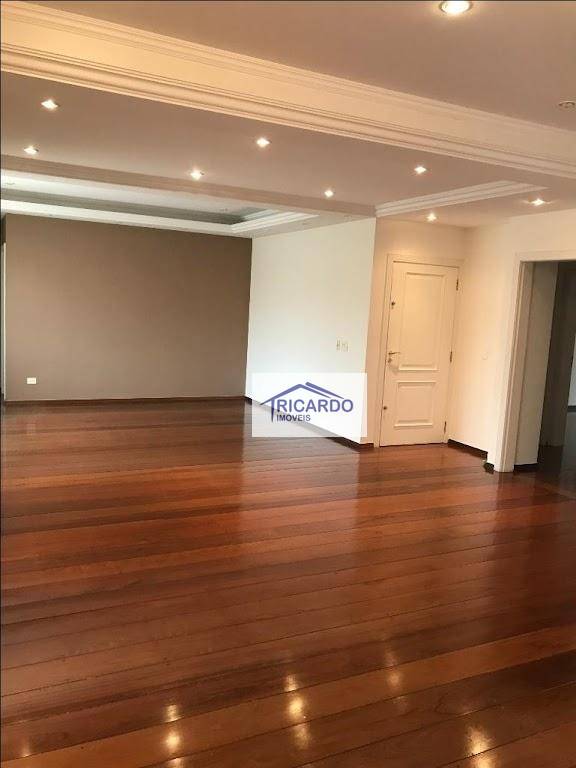 Sobrado à venda com 4 quartos, 550m² - Foto 6