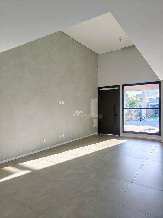 Casa de Condomínio à venda com 3 quartos, 160m² - Foto 2