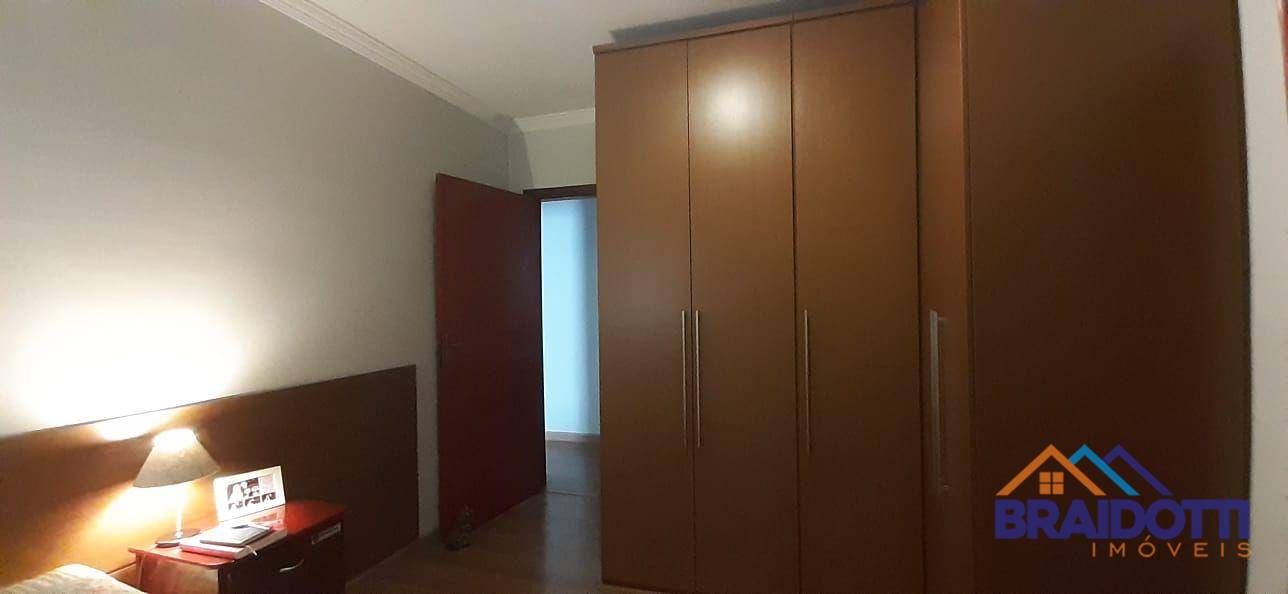 Apartamento à venda com 3 quartos, 90m² - Foto 15