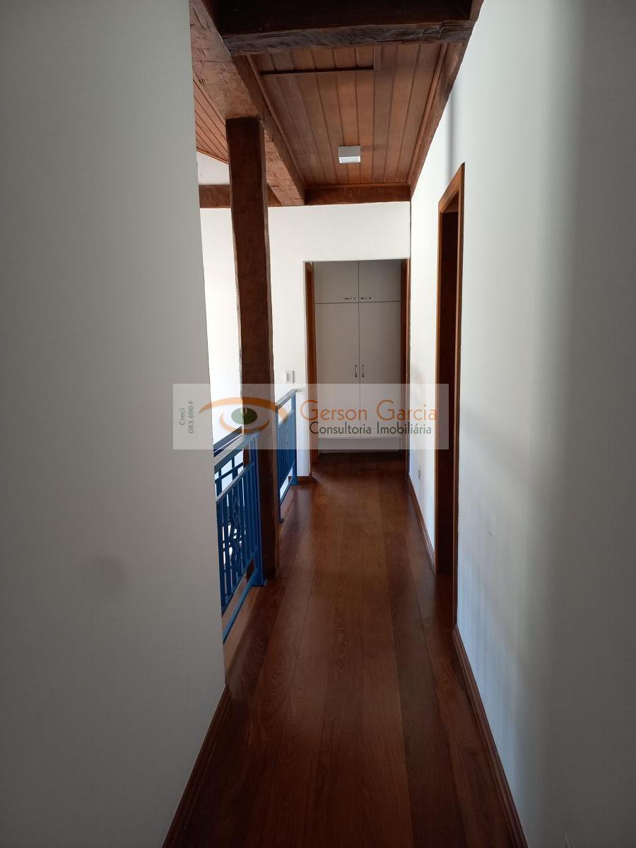 Casa de Condomínio para alugar com 4 quartos, 468m² - Foto 18