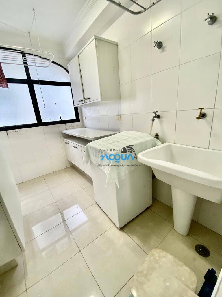 Apartamento à venda com 4 quartos, 220m² - Foto 16