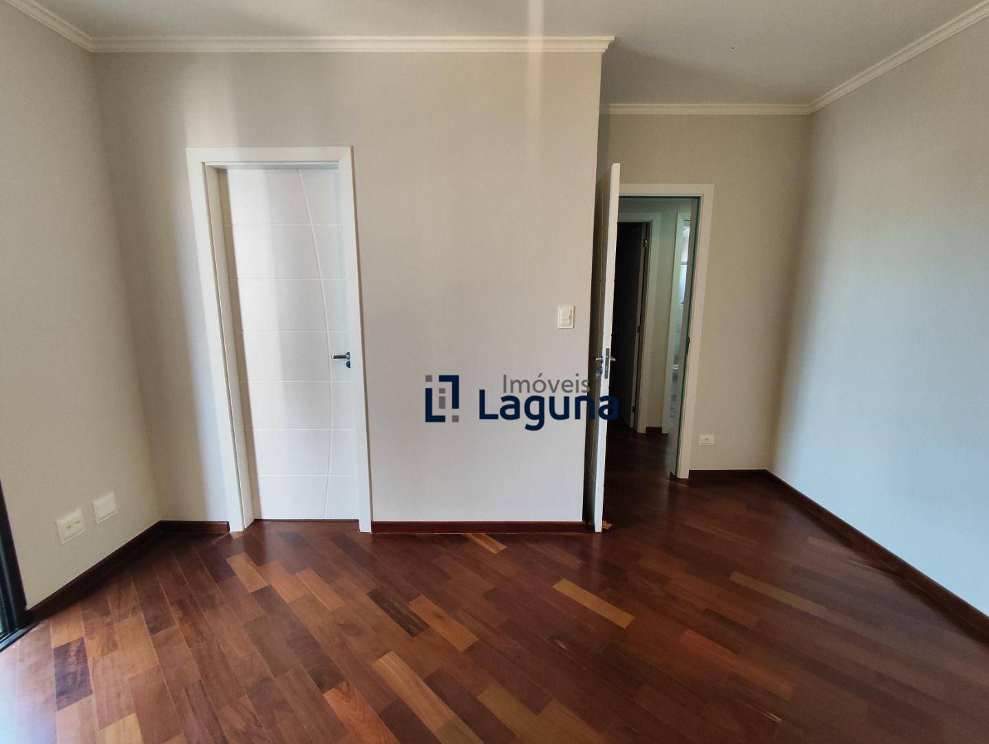 Apartamento à venda e aluguel com 3 quartos, 160m² - Foto 31