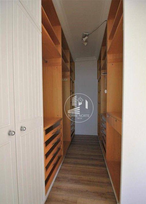 Apartamento à venda com 3 quartos, 185m² - Foto 29