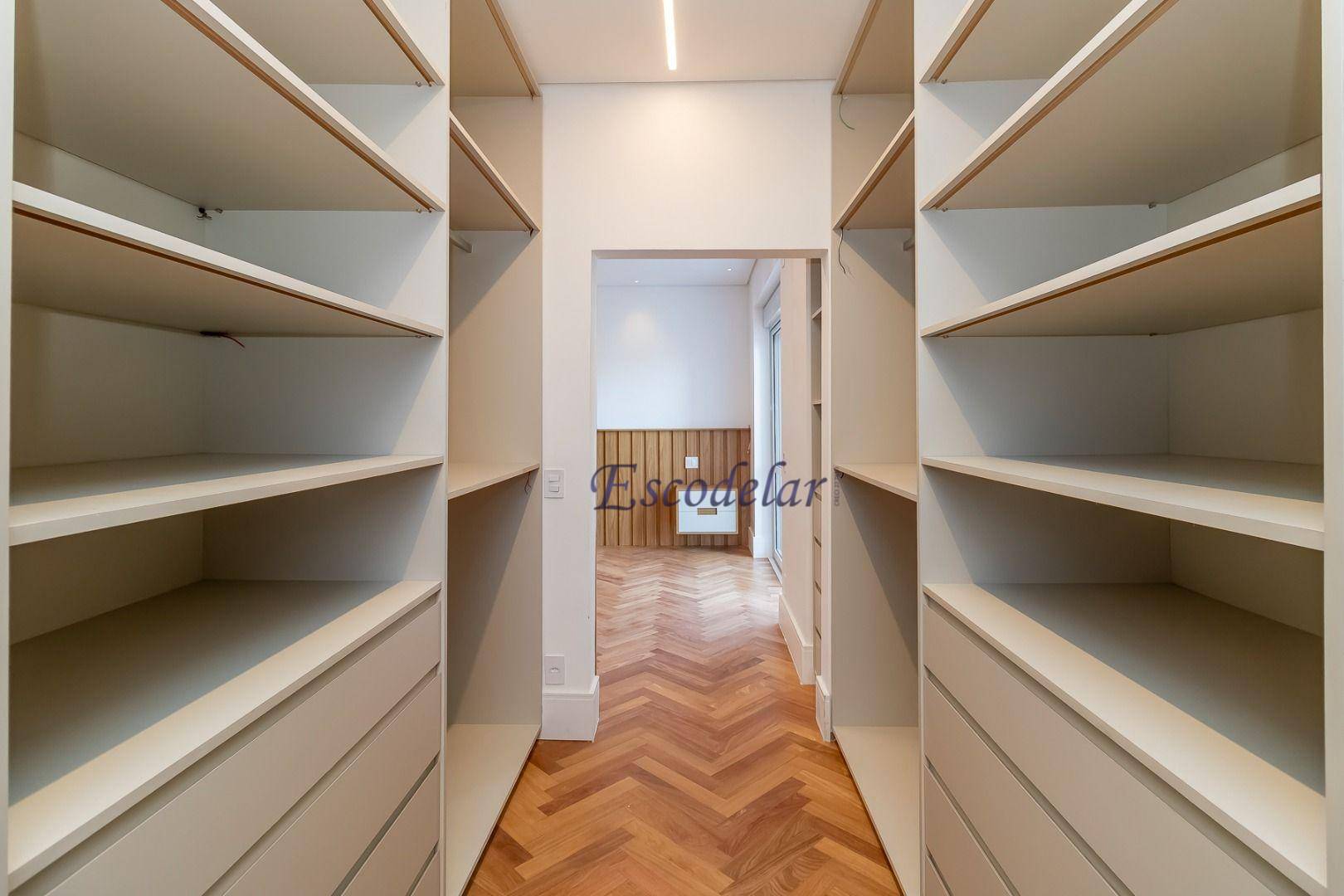 Apartamento à venda com 3 quartos, 289m² - Foto 14