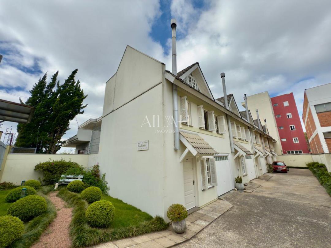 Casa à venda com 2 quartos, 130m² - Foto 1