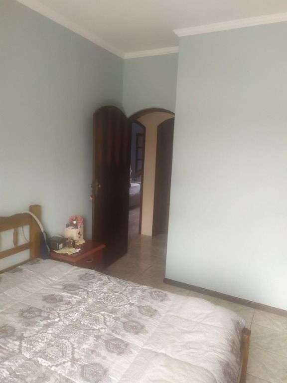 Sobrado à venda com 6 quartos, 320m² - Foto 16