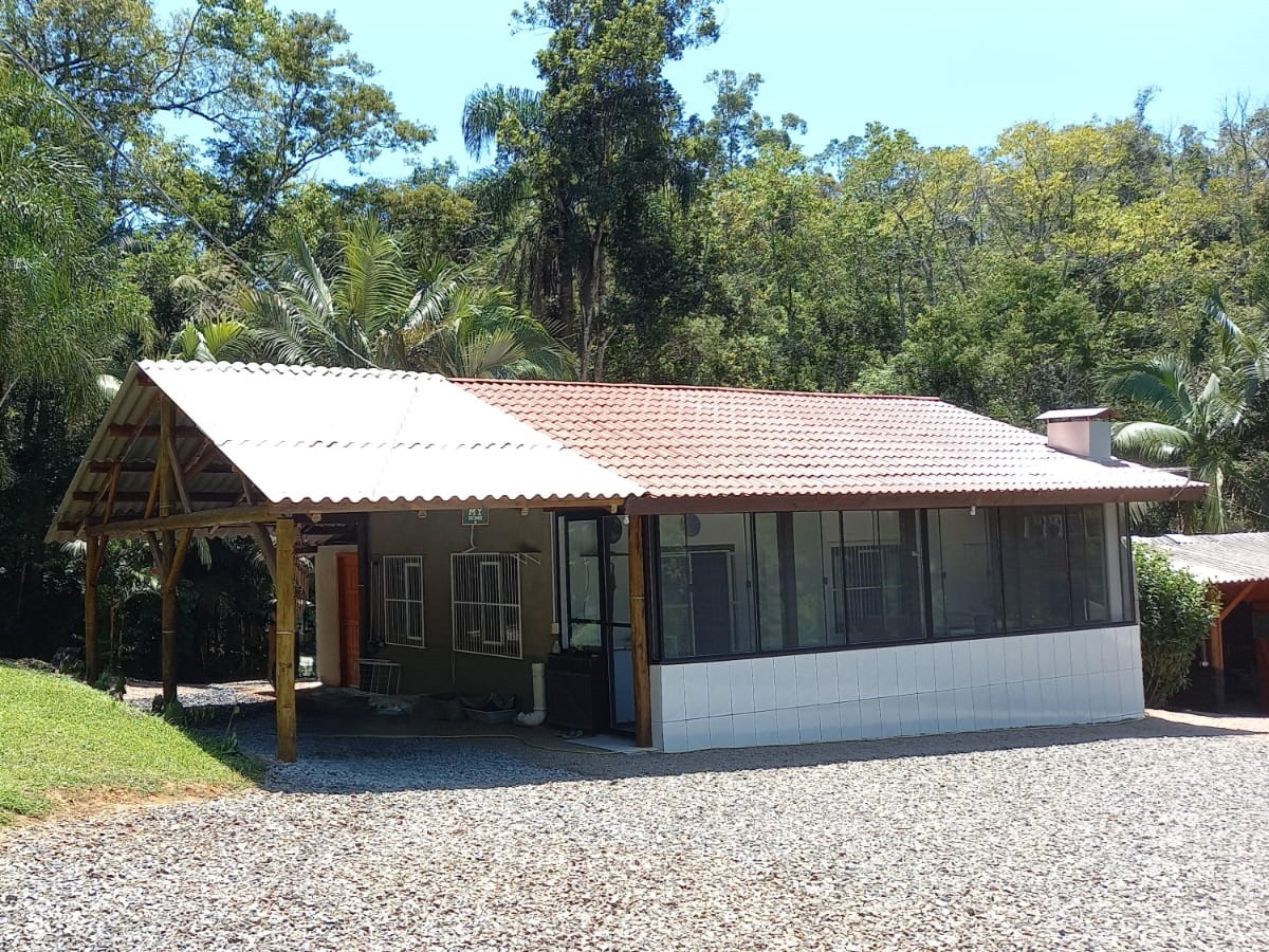 Sítio à venda com 2 quartos, 24987m² - Foto 2
