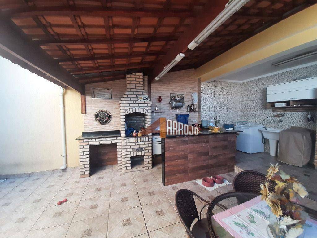 Sobrado à venda com 3 quartos, 124m² - Foto 17