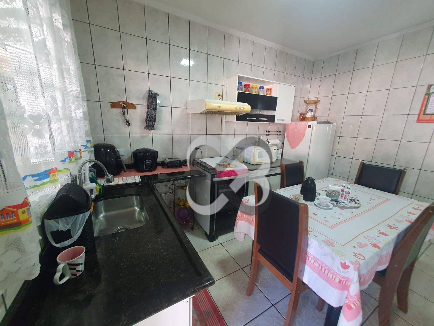 Casa à venda com 3 quartos, 150m² - Foto 11