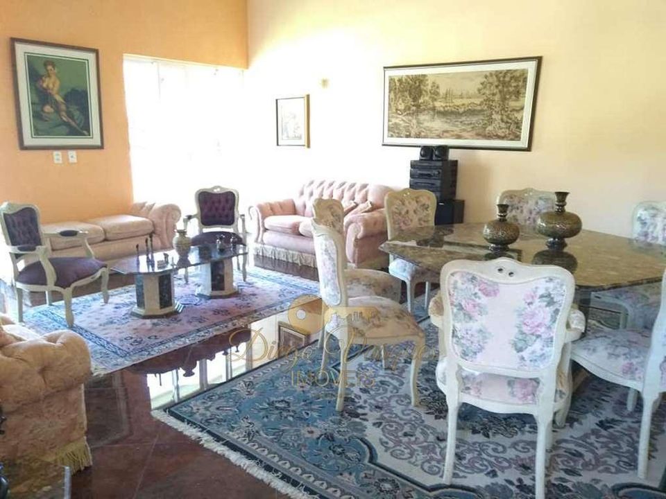 Casa à venda com 10 quartos, 1570m² - Foto 8