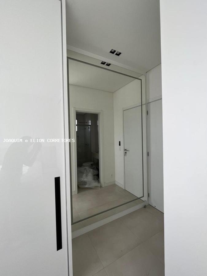 Apartamento à venda com 2 quartos, 69m² - Foto 16