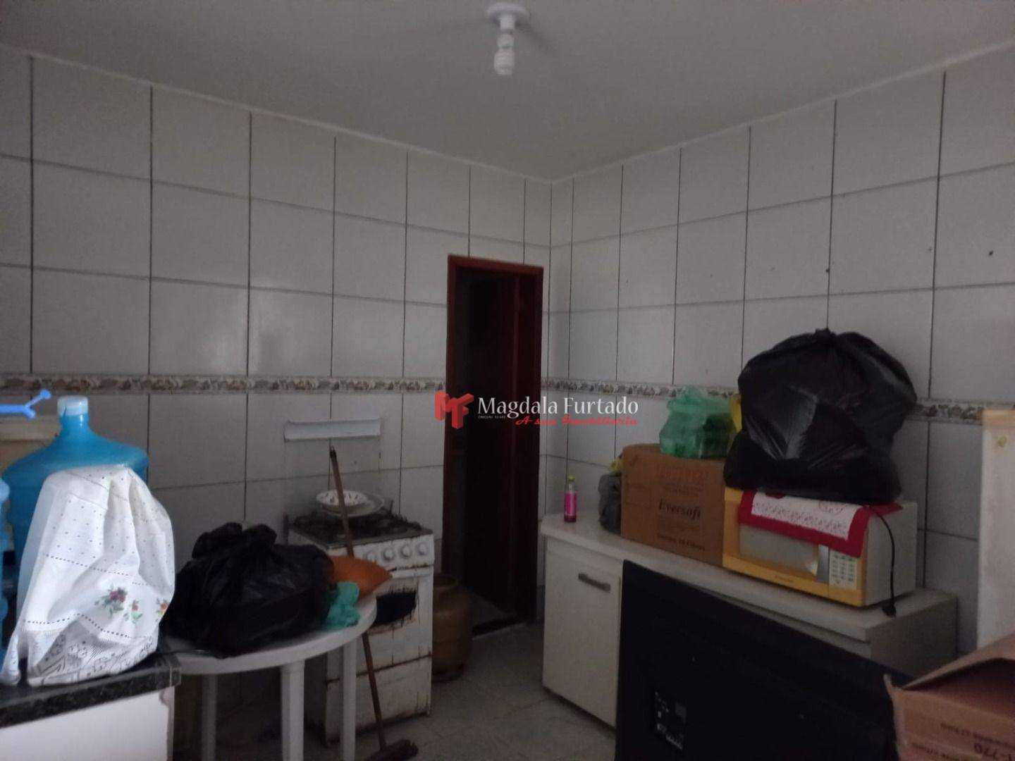 Casa à venda com 4 quartos, 200m² - Foto 6