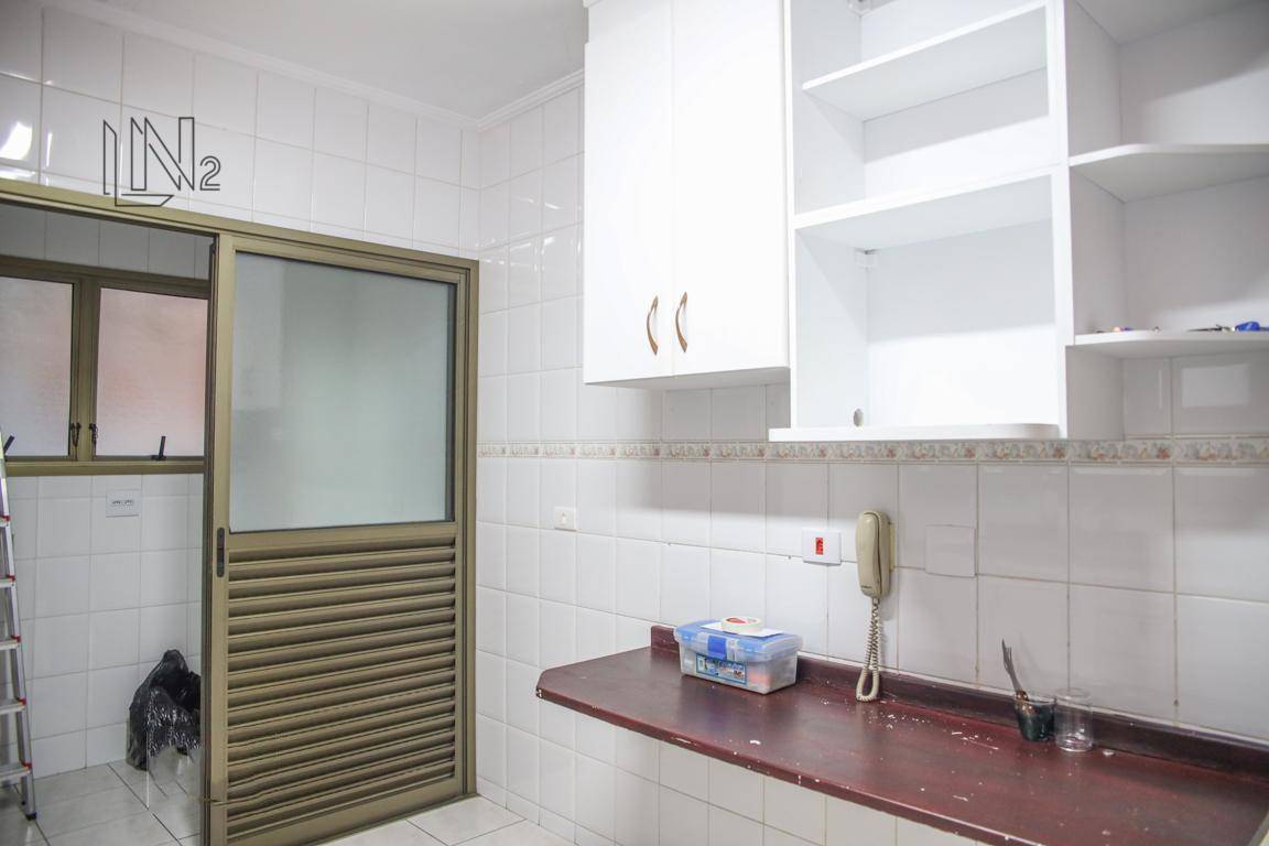 Apartamento para alugar com 3 quartos, 105m² - Foto 41