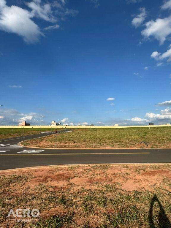 Loteamento e Condomínio, 431 m² - Foto 1