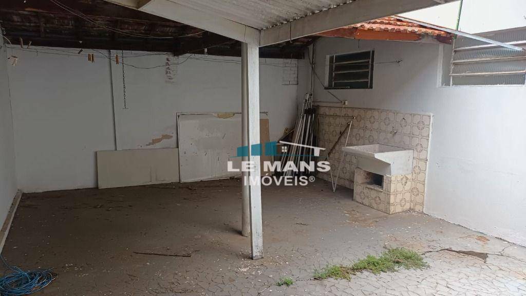 Casa à venda com 3 quartos, 196m² - Foto 22