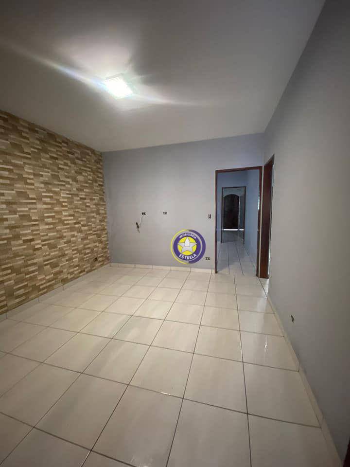 Casa para alugar com 3 quartos, 300M2 - Foto 2