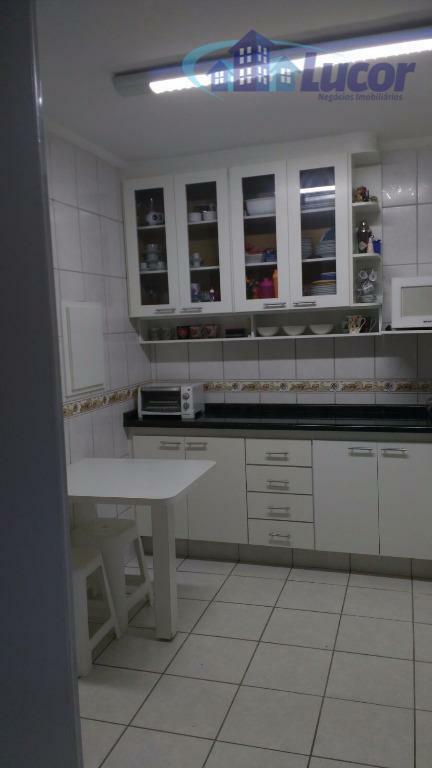 Apartamento à venda com 2 quartos, 68m² - Foto 6