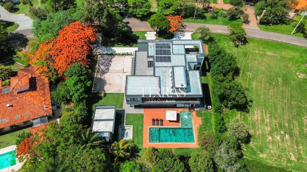 Casa de Condomínio à venda com 5 quartos, 900m² - Foto 3