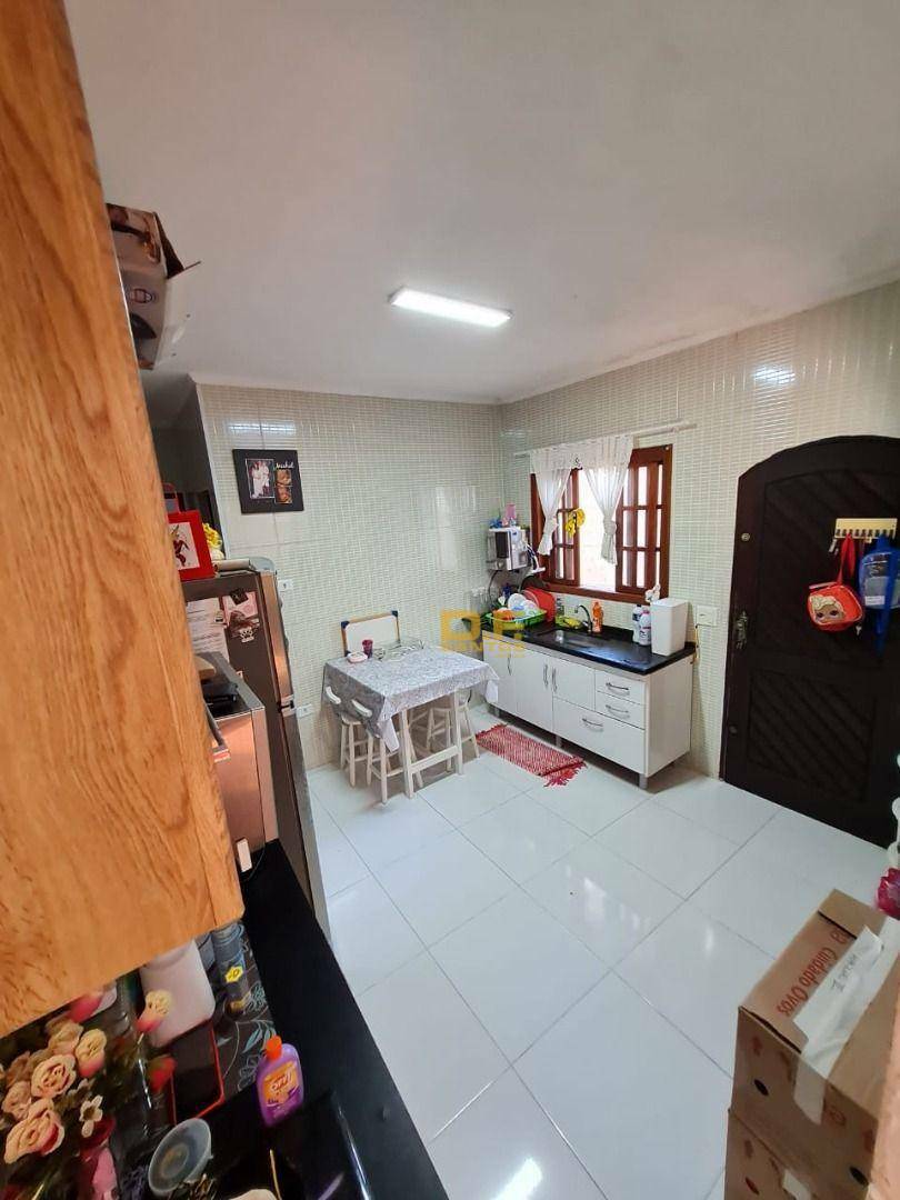 Sobrado à venda com 3 quartos, 260m² - Foto 11