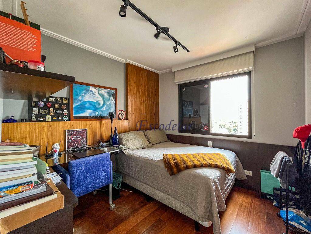 Cobertura à venda com 3 quartos, 235m² - Foto 19