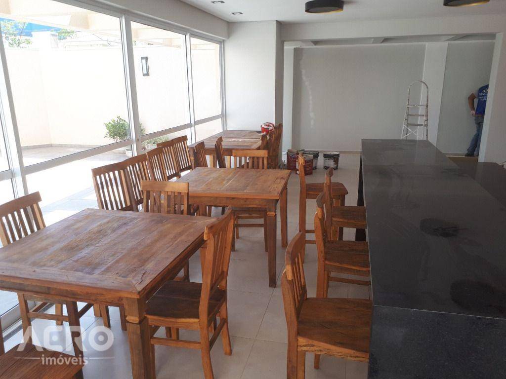 Apartamento para alugar com 3 quartos, 98m² - Foto 21