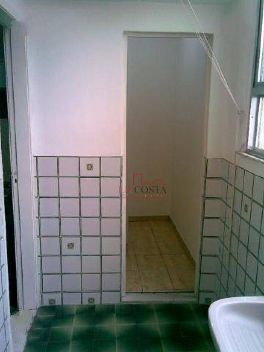 Apartamento à venda com 2 quartos, 68m² - Foto 14