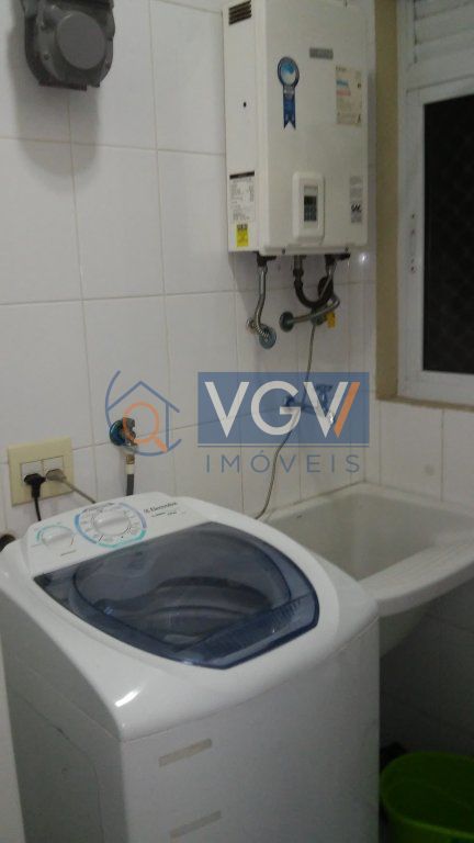 Apartamento à venda com 2 quartos, 67m² - Foto 11