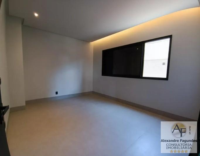 Sobrado à venda com 4 quartos, 251m² - Foto 14